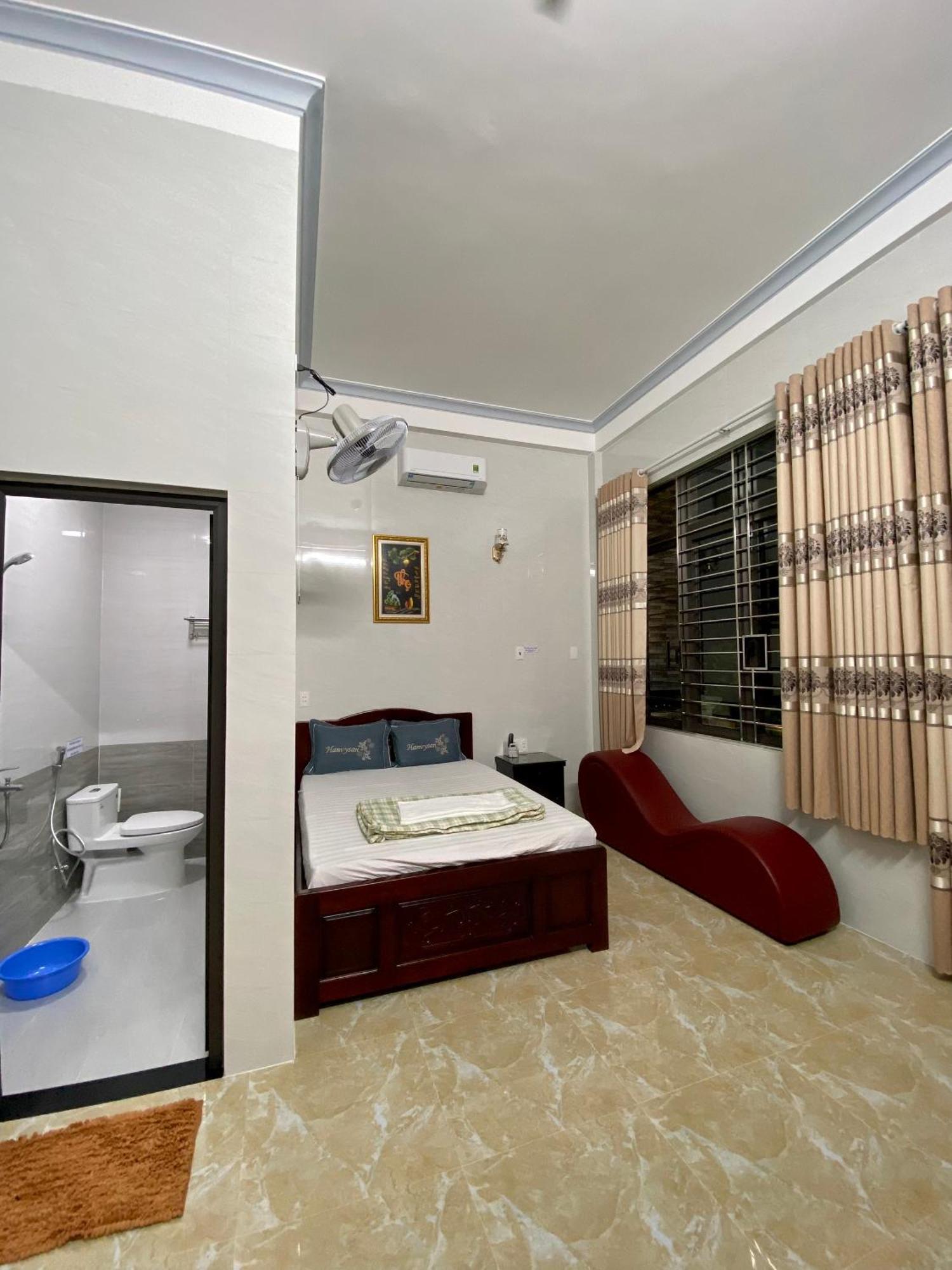 Nha Nghi Duy Tan Motel 140 Nguyen Du 0353007568 Куангнгай Экстерьер фото